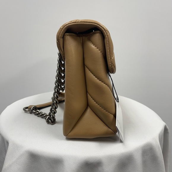 Kurt Geiger Purse. (B23) - Picture 3 of 13